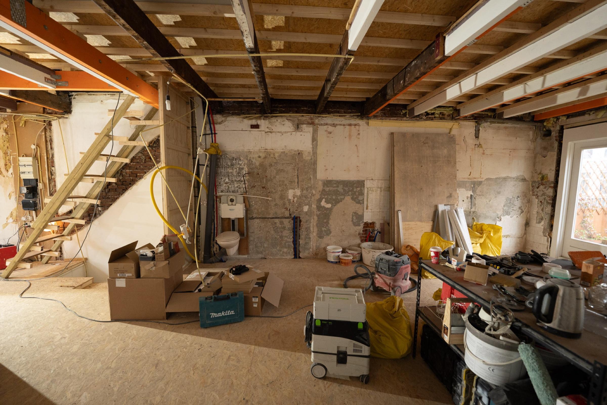 Modern kitchen transformation - before renovation